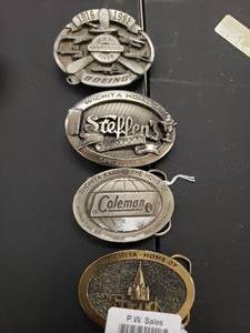 lot 21896 image: 4 collectable belt buckles
