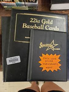 lot 21920 image: Lot of Baseball Cards