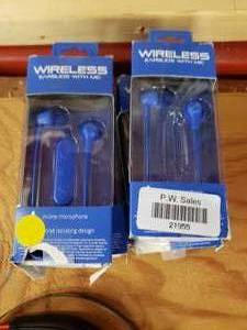 lot 21955 image: Lot of Wireless Earbuds with Mics