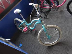 lot 21691 image: Next Slumber Party Colorful Girls Bicycle