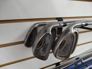 lot 21736 image: Lot of Assorted Golf Clubs