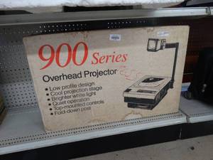lot 21787 image: 900 series overhead projector in box