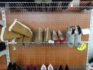 lot 21811 image: Lot of assorted Ladies Boots & shoes