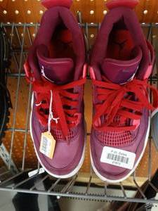 lot 21813 image: 6.5Y Girls Air Jordans