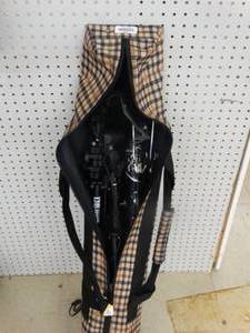 lot 21819 image: Photography equipment w bag