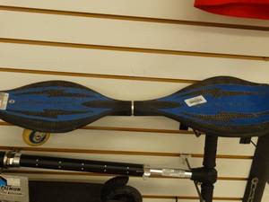 lot 21825 image: Skateboard
