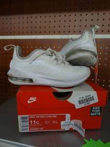 lot 21789 image: Nike Air max axis-size11c-with box