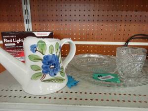 lot 21797 image: Lot of assorted glassware