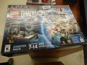 lot 21852 image: Lego set in box