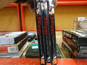 lot 21884 image: 3 seasons of Justified