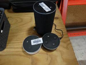 lot 21931 image: Lot of Amazon Echos