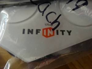 lot 21939 image: Disney Infinity Portal