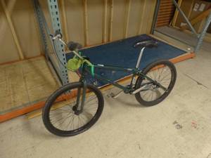 lot 37962 image: Atlas Primo Small Bicycle