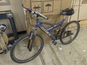 lot 37955 image: MGX Bicycle