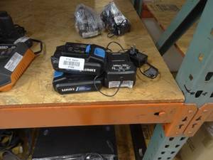 lot 37932 image: Lot of Power Tool Batteries