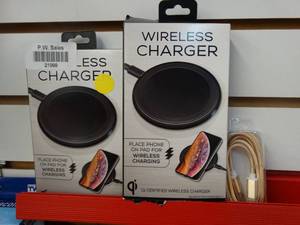 lot 21988 image: Lot of Chargers