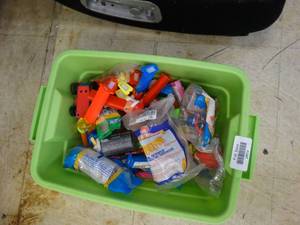 lot 24514 image: Lot of Pez Dispensers