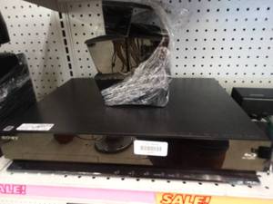 lot 24657 image: Sony Surround Sound System