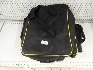 lot 24680 image: Lot of Glide Gear Photography Equipment