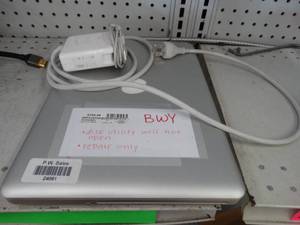 lot 24681 image: Apple Laptop
