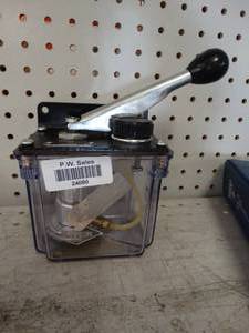 lot 24689 image: Bijur lubricating corp tool