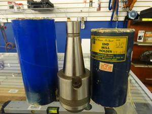 lot 24716 image: Putnam Hi-Speed End Mill Holder