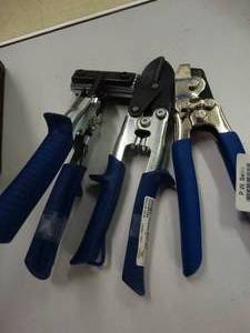 lot 24719 image: Lot of 3 Hand Tools