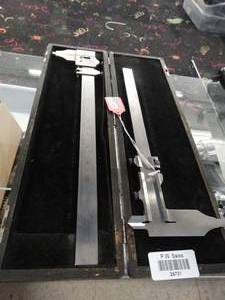 lot 24731 image: 2 nice calipers in wood case