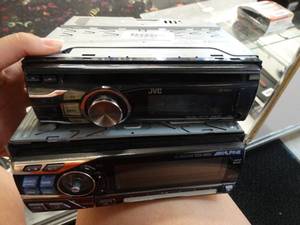 lot 24777 image: Lot of 2 Car Radios