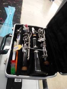 lot 24816 image: Bundy Clarinet in Hard Case