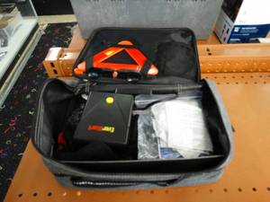 lot 24830 image: EverStart Air Compressor Roadside Kit