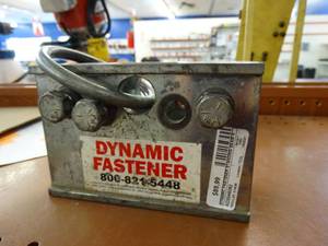 lot 24842 image: Dynamic Fastener Standing Seam Roof Clamp