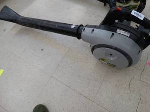 lot 24867 image: McCullough Factory Reconditioned Gas Blower
