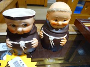 lot 24913 image: Friar Tuck Cream and Sugar Set