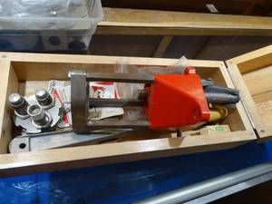 lot 24925 image: Lot of Lee Reloading Accessories