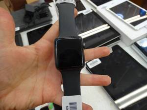 lot 24936 image: Series 3 Apple Watch