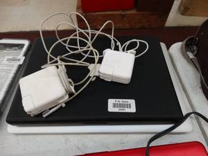 lot 24960 image: Lot of 2 Laptops