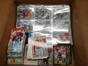 lot 24971 image: Large lot of sports cards