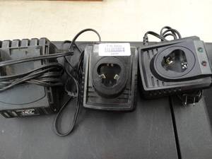 lot 24995 image: Lot of Battery Chargers