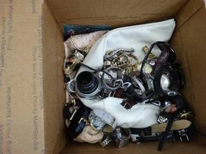 lot 37799 image: Lot of Assorted Watches