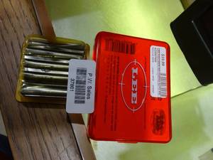 lot 37861 image: Lot of Reloading Equipment