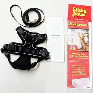 lot 8140 image: rabbitgoo Xtra Small Black Cat Harness & Leash with Sticky Paws 2 x 12 Furniture Strips (24 strips)