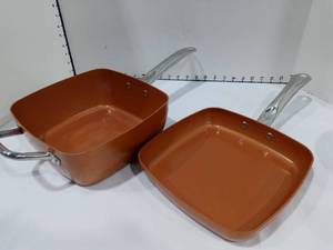 lot 1017 image: Copper Chef 9.5 in Skillet and Pan Set of 2