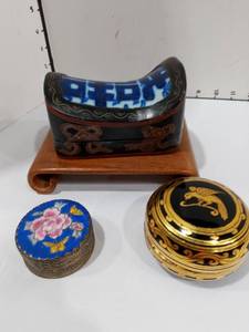 lot 1025 image: Porcelain Inlay Teak Trinket Box with Teak and Metal Trinket Boxes