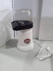 lot 1098 image: PRESTO Orville Redenbachers Gournet Hot Air Popper