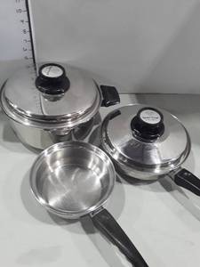 lot 1107 image: 5pc. LUSTER CRAFT by WEST BEND Pots with Lids