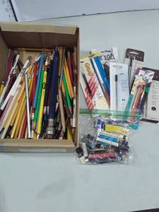 lot 1137 image: Pens and Pencils and Lead and Ink Refills