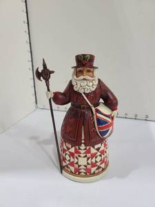 lot 1405 image: Jim Shore Heartwood Creek British Santa Father Christmas Grants Winter Wishes