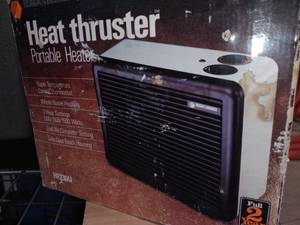 lot 1210 image: Black and Decker Heat Thruster Portable Heater