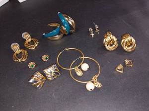 lot 1484 image: Monet and Various Gold Toned Pierced Earrings